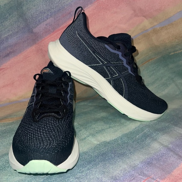 ASICS Women's Dynablast 4 Sneaker athletic running shoes size 7.5 - Picture 3 of 9